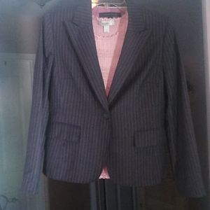 Perfect Anne Klein Gray w/ pink suit